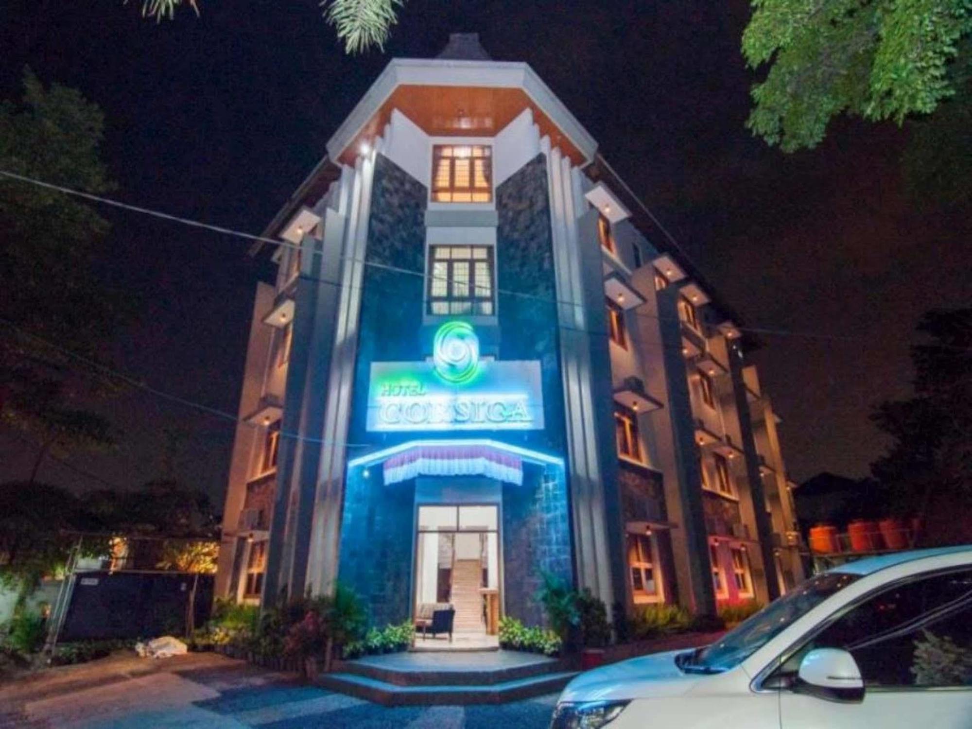 בנדונג Corsica Hotel מראה חיצוני תמונה